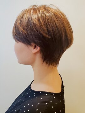 レンジシキチジョウジ (RENJISHI KICHIJOJI) ナチュラル刈り上げないショート【RENJISHI 松岡】