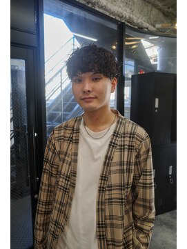 スレイ 西宮(SLAY) 波巻きハイライトアップバングツーブロックマッシュ