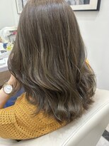 ガレリアエレガンテ 栄店(GALLARIA Elegante)&nbsp;ミディアム　×   オリーブカラー