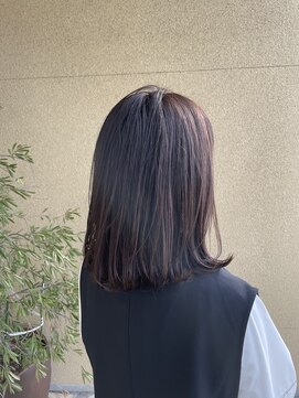 アフェクテュー 春日店(affectueux) 外ハネミディアムスタイル