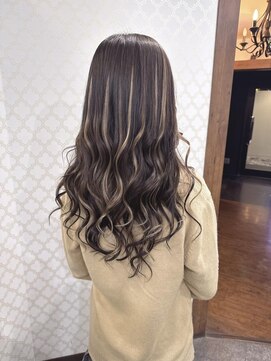 ブランシスヘアー(Bulansis Hair) ハイライト