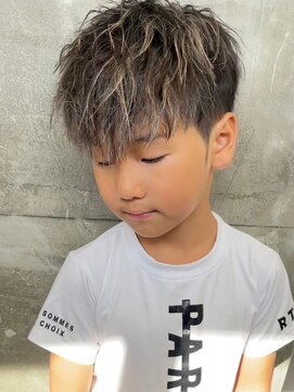 メンズサロン キング 枚方店(Men’s salon K!ng) 波巻きツイストスパイラルパーマ/フェザーパーマ/眉毛/メンズ