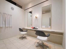 ミック ヘアアンドメイクアップ 直江津店(miq Hair&Make up)の雰囲気（個室あり♪お子さま連れも大歓迎です！）