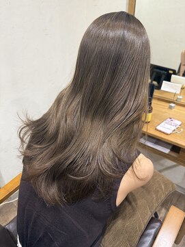 サク(Sac.) レイヤーカット×透明感カラーSac.栃木優佑