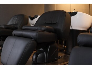 JESTER　烏丸御池店　髪質改善/パーマ/カラー【ジェスター】