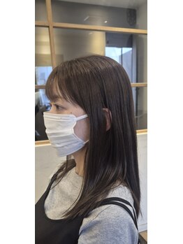 オーパス(Opus)の写真/上大岡・弘明寺の小顔カット｜前髪とサイドバングの数ミリで激変。目元の印象を明るくする熟練の顔周り設計