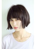【Velis】ブラントカットの前下がりボブ★
