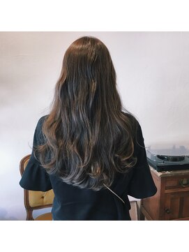 マウロア(MAULOA) “long wave + パールグレー” 鈴木ちさと