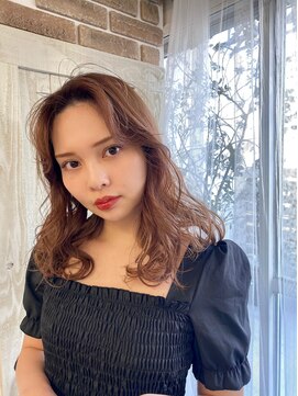 アンククロス 表参道(ANKH CROSS) ふんわりセンターパートスタイル