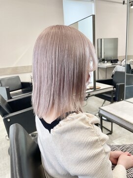 エイト ヘアサロン 渋谷本店(EIGHT) ペールピンクベージュe55
