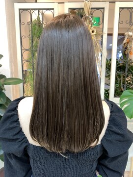 フラット 千葉(Flat.) オリーブグレージュ、超音波トリートメント【千葉/髪質改善】