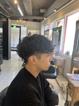 アイズ 海老名(AIZU) 波巻きスパイラルパーマ　波巻きパーマ　メンズパーマ