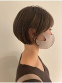 20代30代おすすめショート/丸みショートボブ/アッシュベージュ