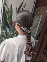 アン(Hair make un)&nbsp;編みおろしヘアセット