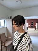 前下がりハンサムショート