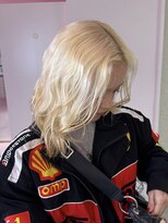 ダズリングディア(Dazzling Deer)&nbsp;抜きっぱなしブロンド/ブリーチリタッチ/ブロンド/ハイトーン