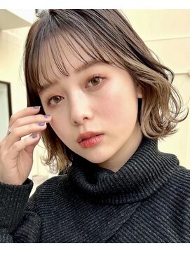 ティア(Tia.) 縮毛矯正/髪質改善トリートメント/ミディアムヘア/グレージュ