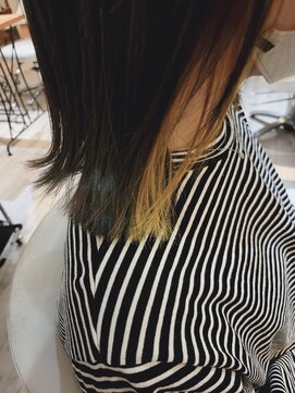 ベベ('BEBE) ボブ イヤリングカラー