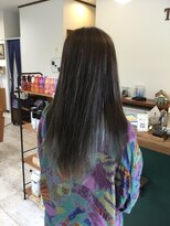 美容室 ティアナ ココ(TIEANA.COCO)&nbsp;インナーカラーシルバーブルージュ