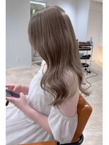ランズ アネックス 梅田(LANDS ANNEX) 柔らかグレージュ