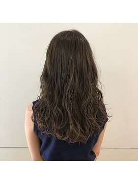 クララ サカエ(CLALA Sakae LA.DONNA group) 艶髪★ダークアッシュ