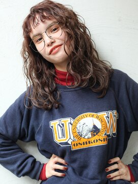 ロイジー(roijir) 【roijir 表参道】スパイラルパーマかけ