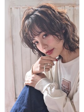 メーヴェ(Mowen) mowen 南堀江　ラフパーマショート　ベージュカラー