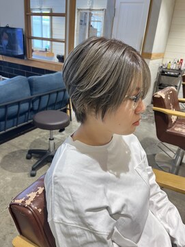 アーサス ヘアー デザイン 鎌ヶ谷駅前店(Ursus hair Design by HEADLIGHT) オリーブグレージュ×ショート『川口真緒』Instagram→@mao.kawa