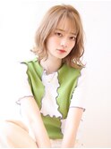 【大人可愛い20代30代40代くびれミディアムレイヤー小顔カール】