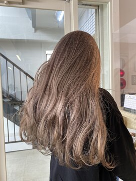 アフィナー 上大岡(Afinar) シャドールーツ