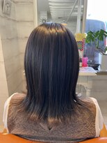 アロハララ(ALOHA LaLa)&nbsp;秋スタイル！  スモーキーカラー  外ハネボブ