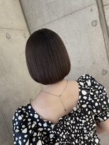 リビンバイアフロート(Livin by afloat)&nbsp;ボブ　ブリーチ　くすみベージュ　おおたかの森