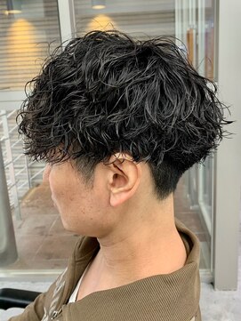 ジーニー 本厚木(Genie) ツイストスパイラル/波巻き/マッシュパーマ/ウルフ