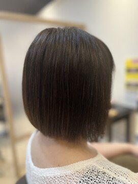 ヴィヴァーチェイルソーレ(VIVACE ilsole) 20代30代大人可愛い小顔ショートボブ前下がりボブ黒髪清楚