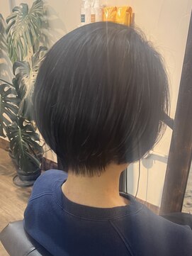 アティック(attic) ショートボブ/ボブ/ショート/ヘアドネーション/レイヤーカット