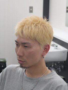 アストロ(ASTRO) 一宮ハイトーン×束感ナチュラルメンズショートブリーチデザイン