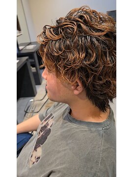 クリック 辰巳店(CLiC) 【大人色気】波巻きニュアンスパーマ