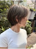 透明感カラーのレイヤーショートボブ白金目黒