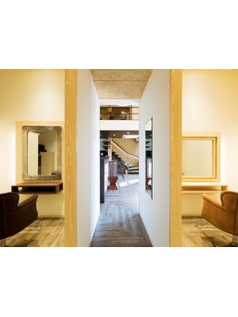 【セット面全て半個室/完全個室もあり】ヘアとあわせて多彩なMENUが楽しめるトータルビューティーSalon♪