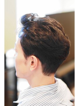 ラクープ クセ毛を生かしたラフなメンズショート