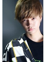 リップス 原宿(LIPPS)&nbsp;ツーブロック ナチュラル マッシュ 簡単スタイリング ベージュ