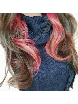 キキヘアメイク(kiki hair make) 【しんや】インナーカラー