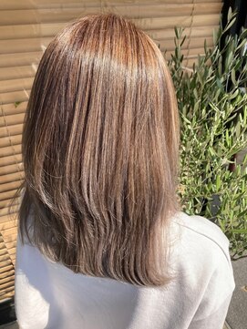 ストロー 小田原店(Straw) アッシュベージュ◎サラサラカット