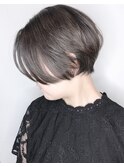 【morio 原宿】黒髪ショートボブ　前髪なし　くびれ