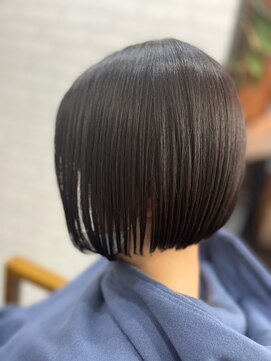 ハサミバイアトリエナガノ 千葉(8sami by atelier nagano) デザインカラー／レイヤーカット/ウエットヘア/オリーブベージュ