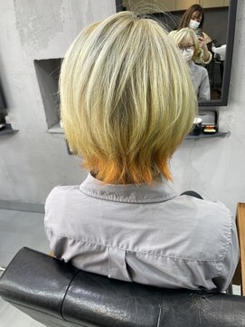 ルヴェール 茜部店(Le Vert) 派手髪ショートウルフ