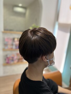 ルアナ(Luana) ツーブロックマッシュ