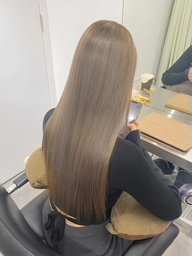 ミラ 新宿(MILA) メルティカラーフェミニンロング似合わせカットハイトーン韓国