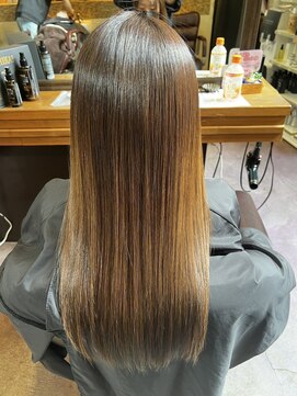 リリアン(Ririan) 【橋本】酸性縮毛矯正+自社製品髪質改善トリートメント