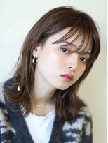 ニュアンス外ハネミディグレージュ